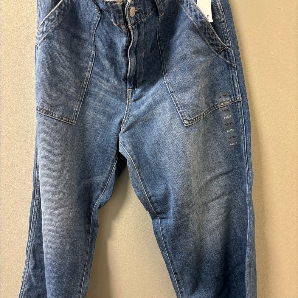 GAP Relaxed Fit Light Blue Jeans